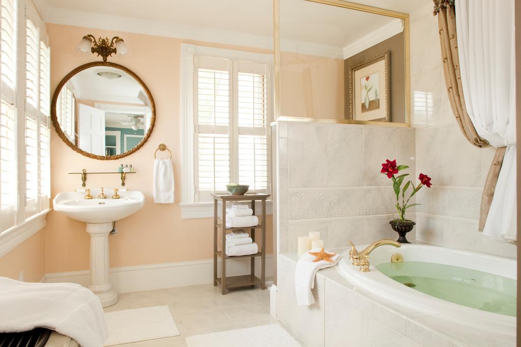 White Doe Bed & Breakfast