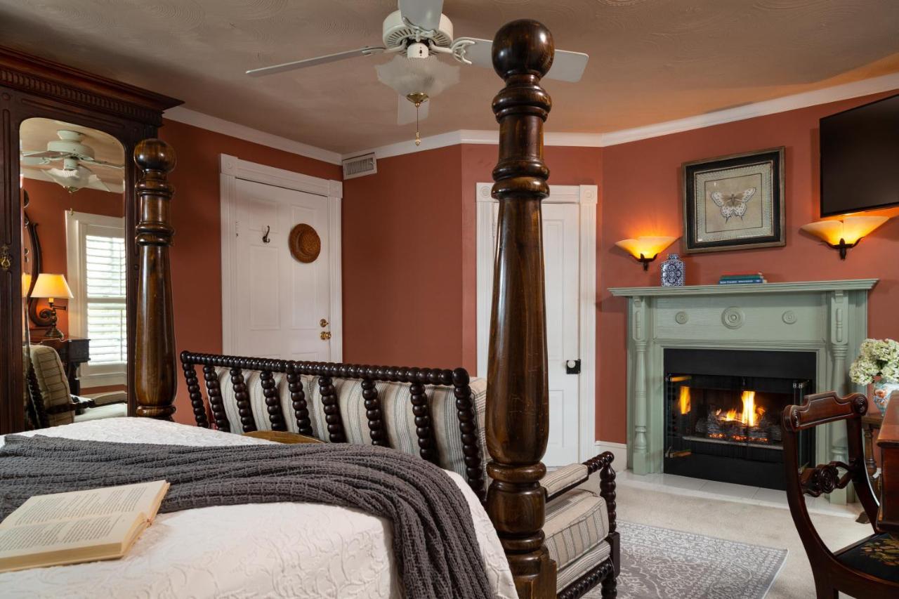 Bed & Breakfast White Doe 4*